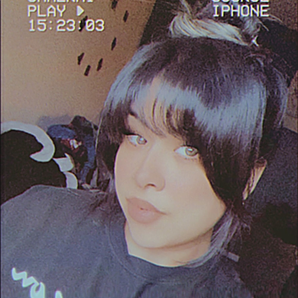 Meet your Posher, Robria